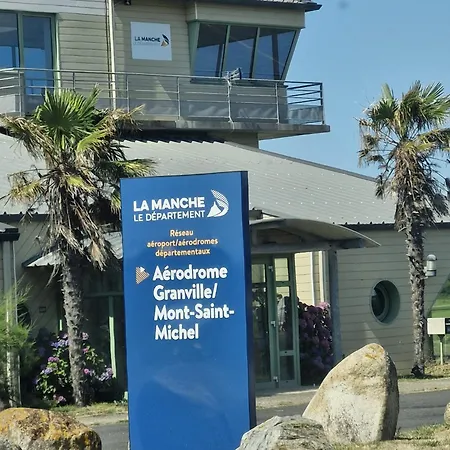 Les Bleuets * Saint-Martin de Brehal