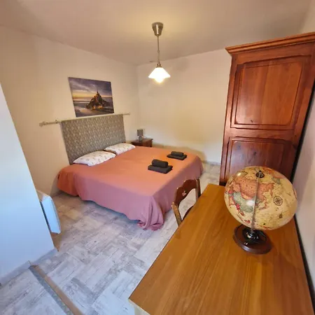 דירה Les Bleuets Saint-Martin de Brehal